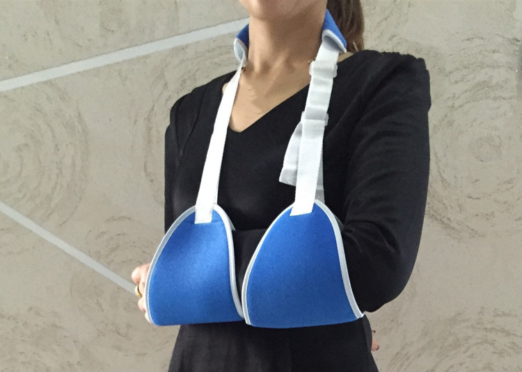 前臂吊带锁骨手臂骨折扭伤固定托臂三角巾港式吊带舒适款可调节