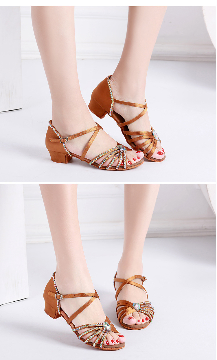 批发拉丁舞鞋儿童 带钻女孩舞蹈鞋儿童练功鞋少儿女软底新款夏季