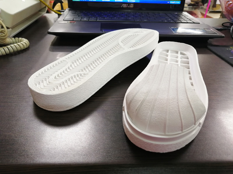 耐磨橡胶底 红心鞋的大底 休闲底 橡胶大底 小白鞋大底