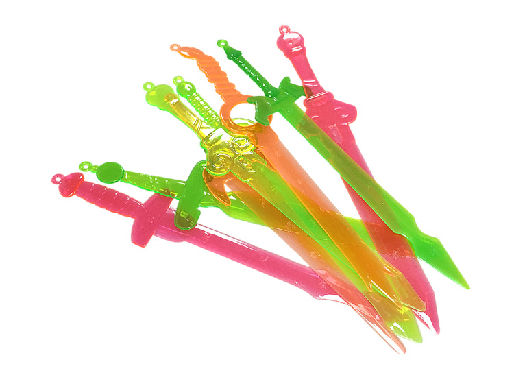 专业生产塑料赠品小玩具 过家家兵器塑料刀剑儿童小玩具抽奖礼品