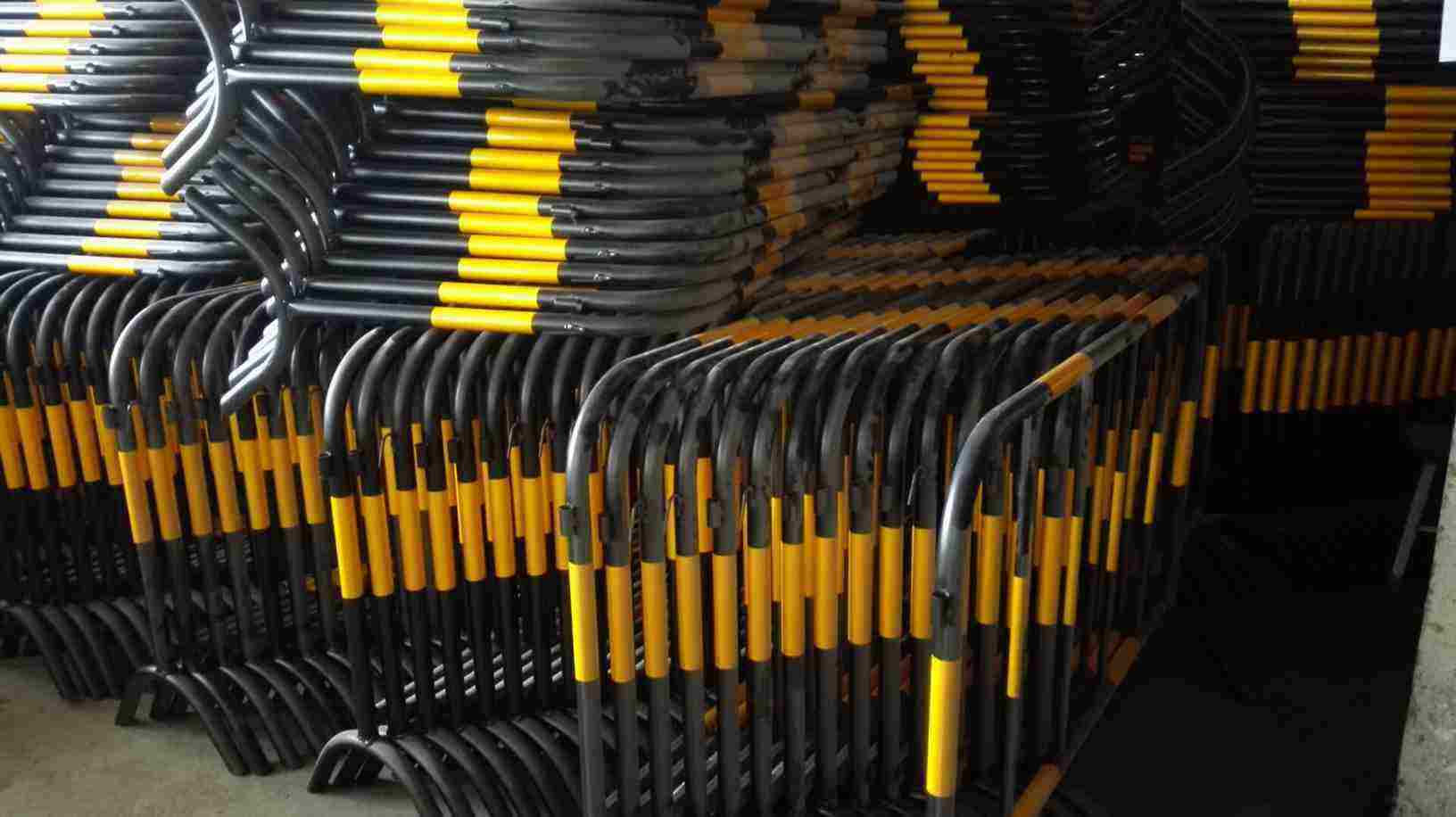 现货铁马隔离栏安防施工围栏道路安全隔离网_护栏/围栏/栏杆_第一枪