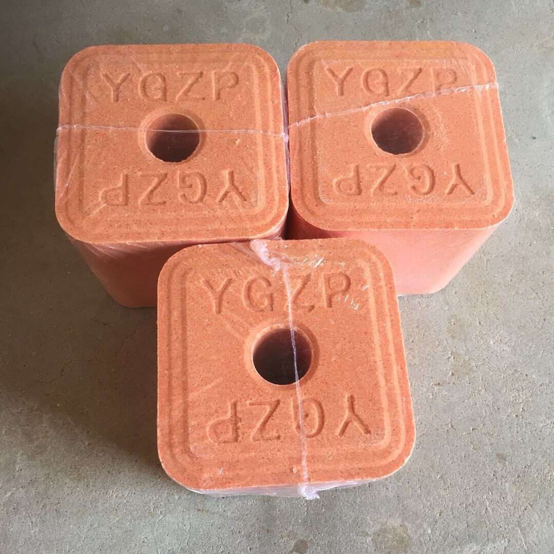 矿物质牛羊用舔砖 加固型微量元素添加剂舔砖 牛羊维生素盐砖
