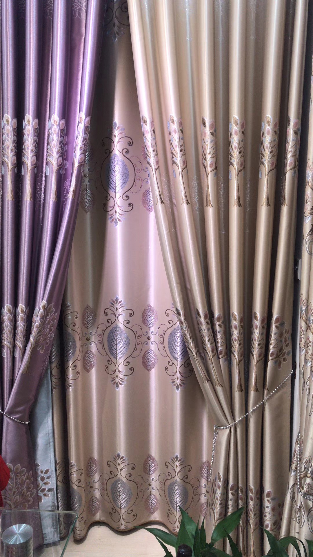 高精密提花遮光窗帘布