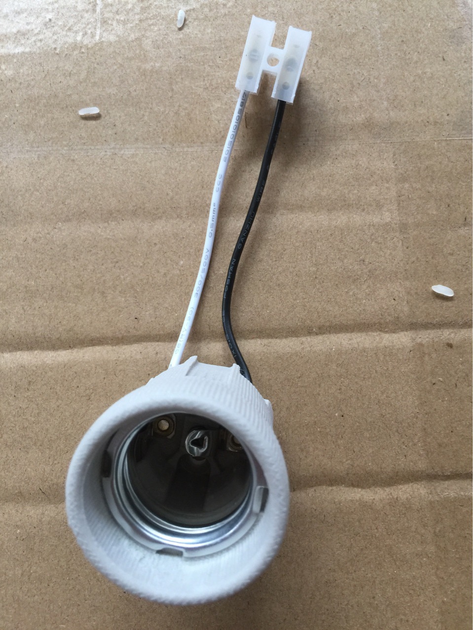 e27灯头瓷平灯头