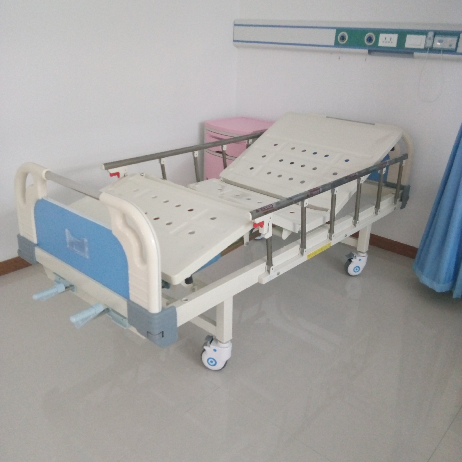 医院医用新型lcu五功能电动护理床病房重症监护室厂家