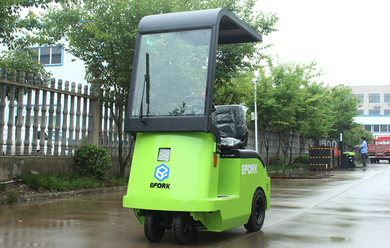 室外用小型电动牵引车生产厂家