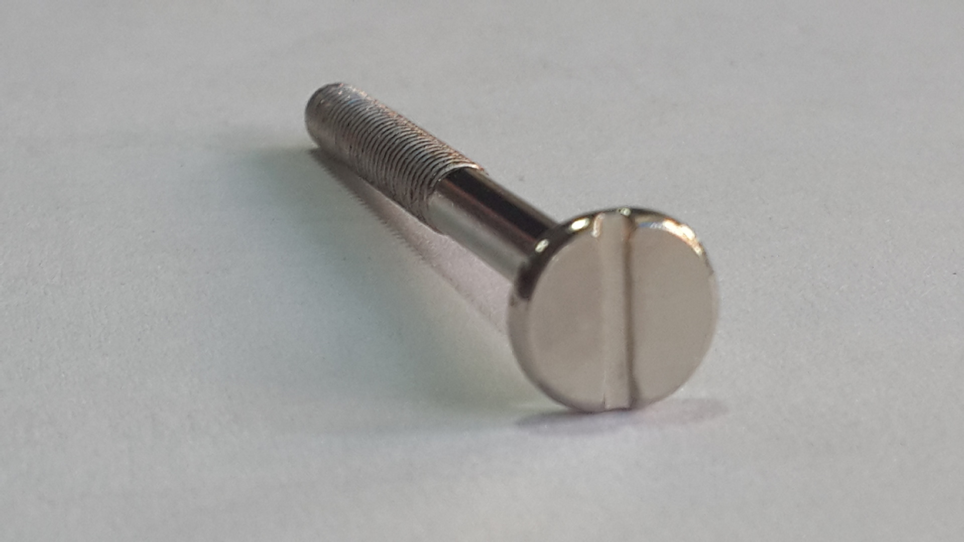 热销灯饰配件高强度滚花一字l螺丝 螺栓机丝牙m4牙头9mm 镀镍-阿里巴