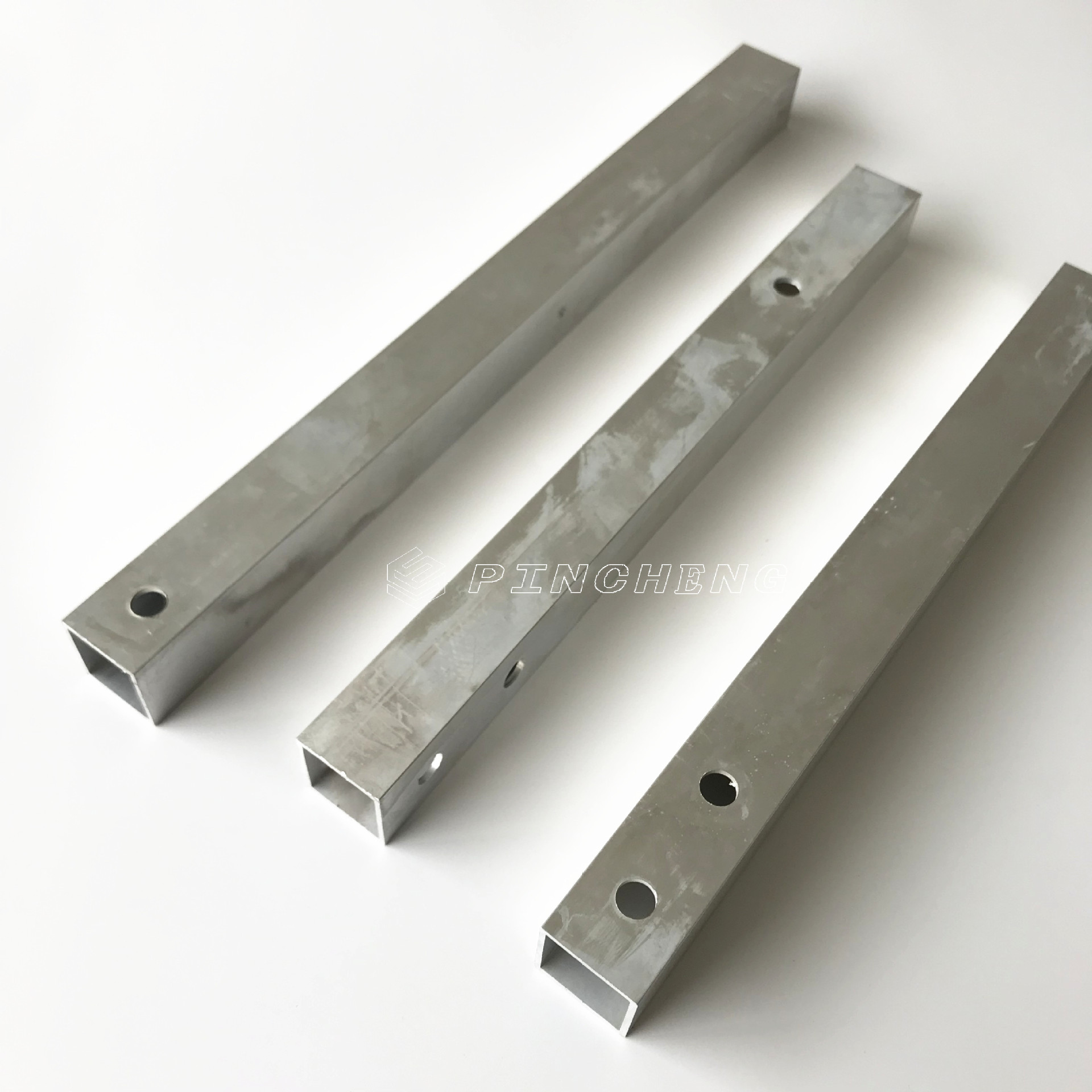 铝合金方管打孔 铝方通冲压 攻牙机加工 调节管定做 铝型材精加工