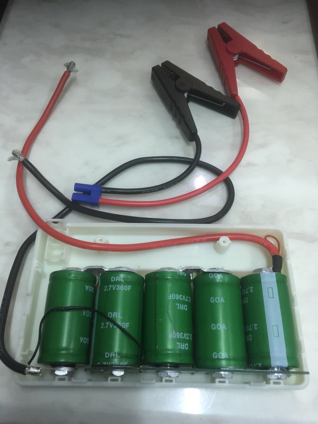 厂家新品sc001超级电容汽车应急启动器12v小汽车应急启动电源