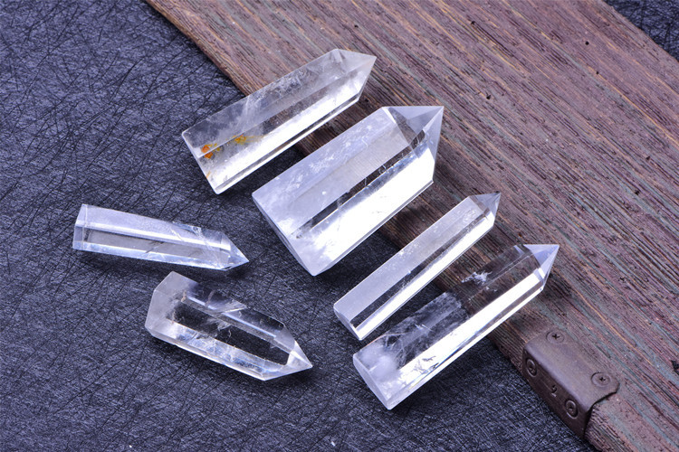 厂家直销天然白水晶菱形柱子 原石风水摆件六菱柱 灵摆七星阵配饰