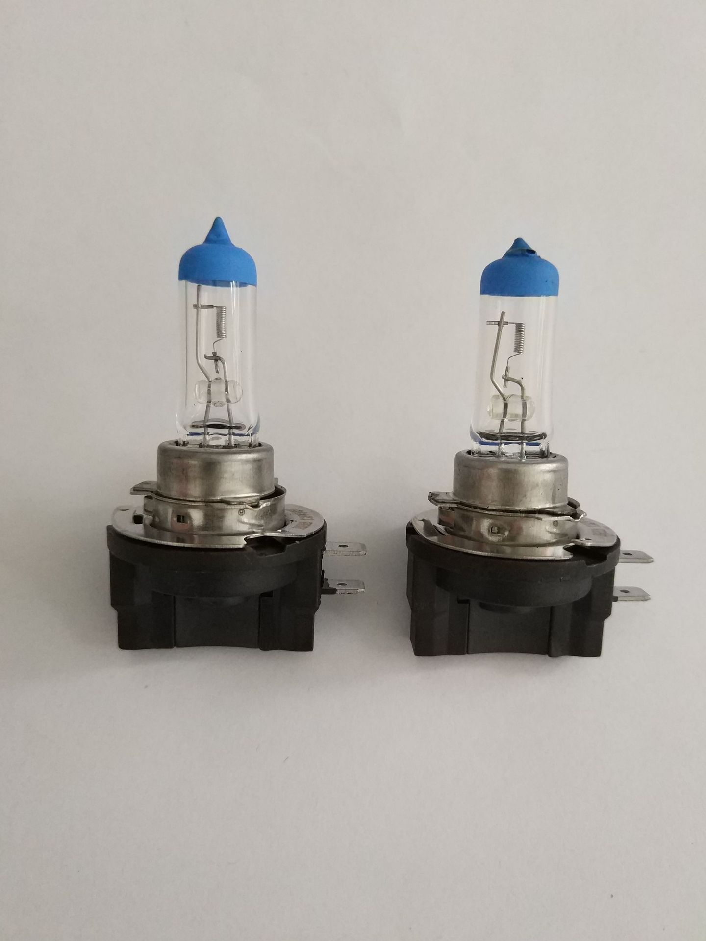 厂家直供h8bh11bh15汽车灯泡led灯泡雾灯灯泡加亮疝气灯长寿命价