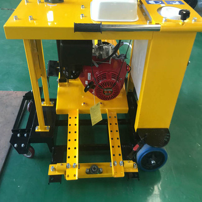 路面井盖切割机 井盖周围破旧地面维护切割机 混凝土地面切割机 临沂