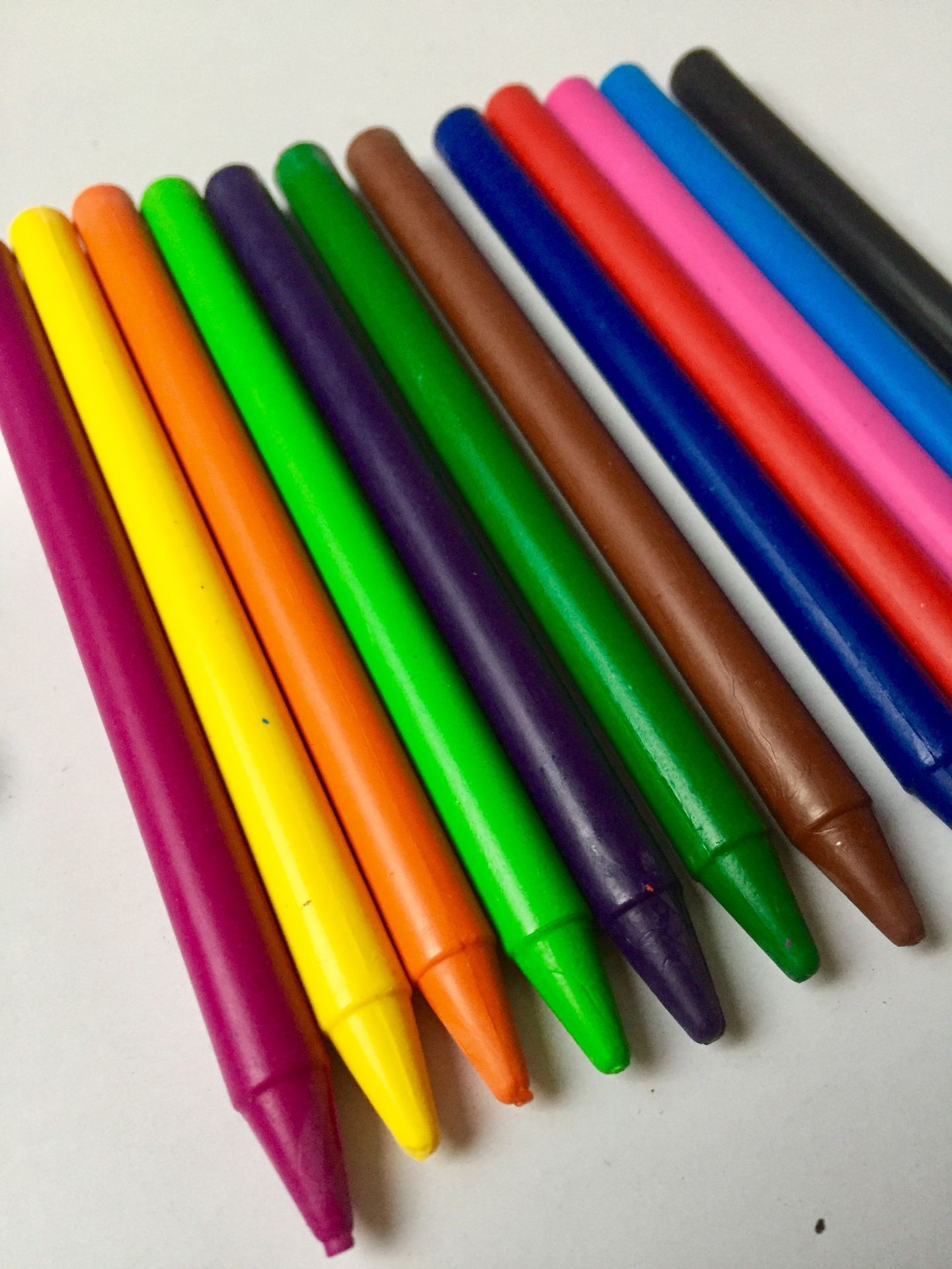 厂家直销 环保可水洗儿童注塑蜡笔 小学生画画文具美术用品