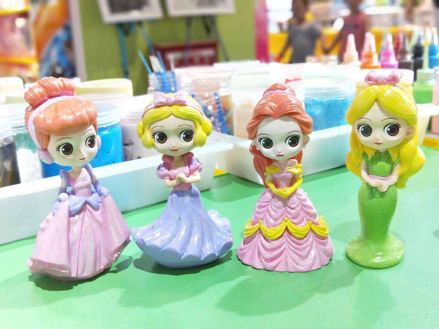 儿童涂色石膏树脂公主恐龙搪胶手工diy白胚涂鸦画彩绘玩具