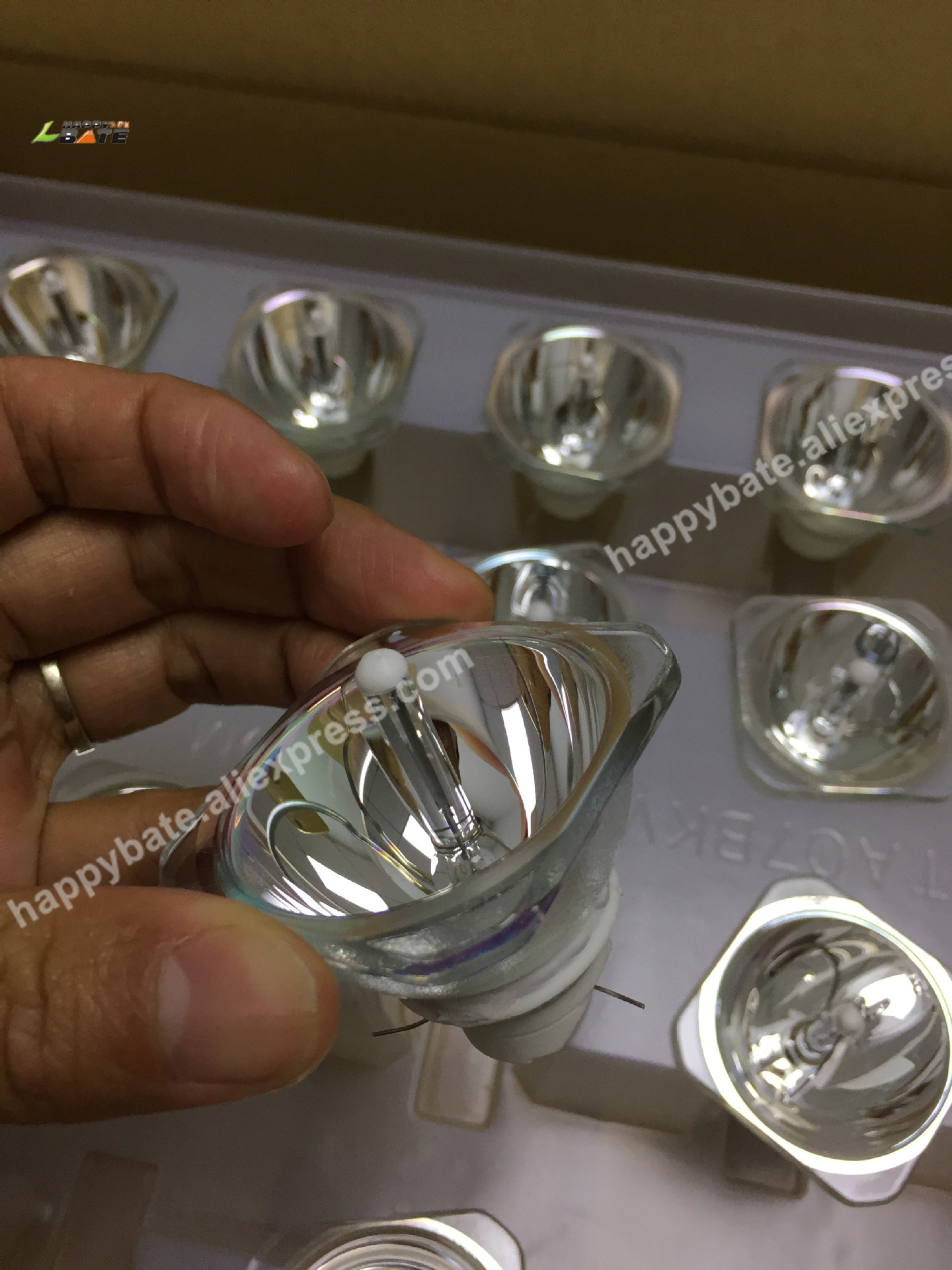 日本凤凰投影仪emp-twd10/emp-w5d原装灯泡elplp43/v13h010l43