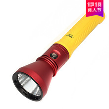 D10潜水手电筒26650电池CREE-70灯flashlight户外照明塑料身耐磨