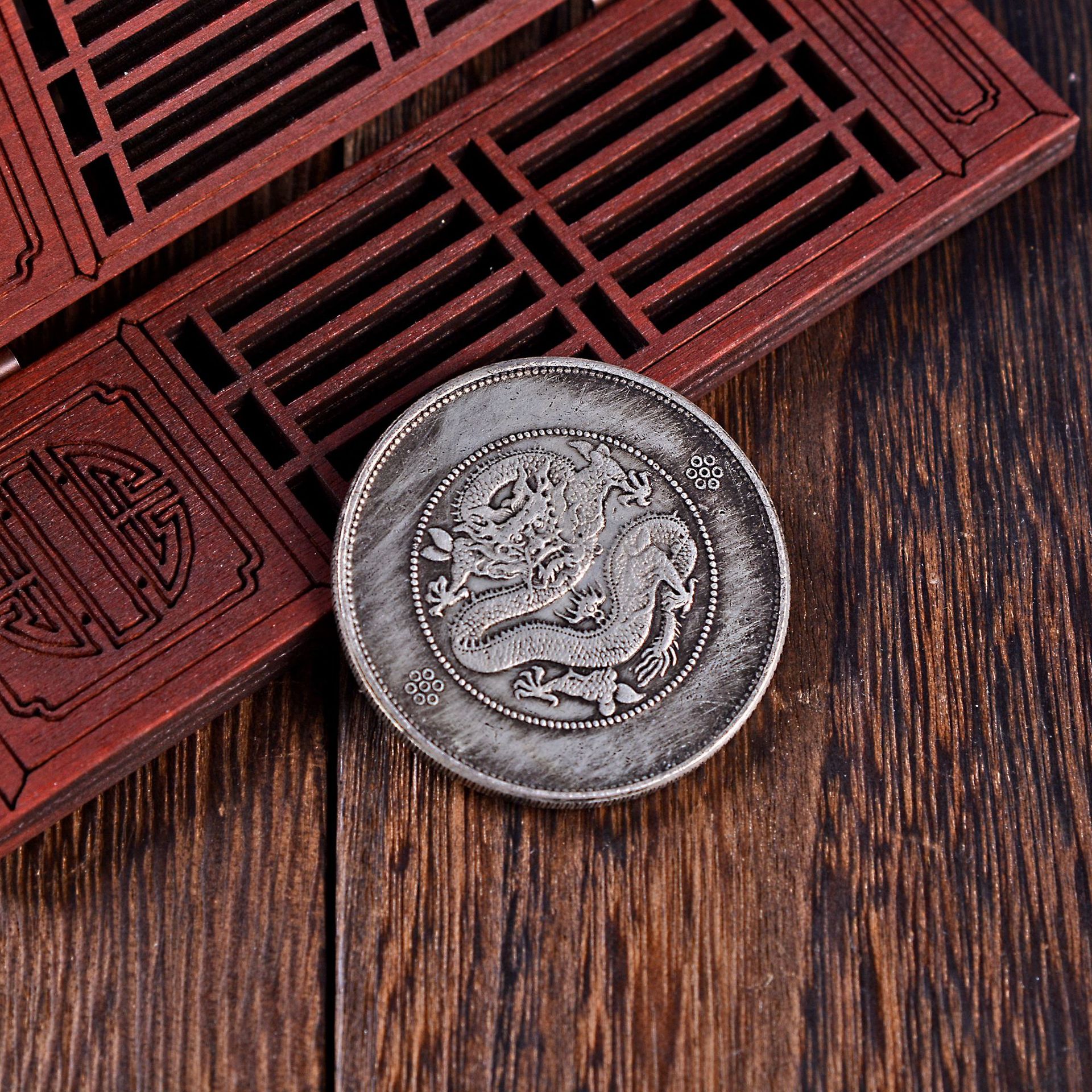 批发古玩收藏云南单龙银元能吹响铜钱金属工艺家居摆饰装饰3.8cm