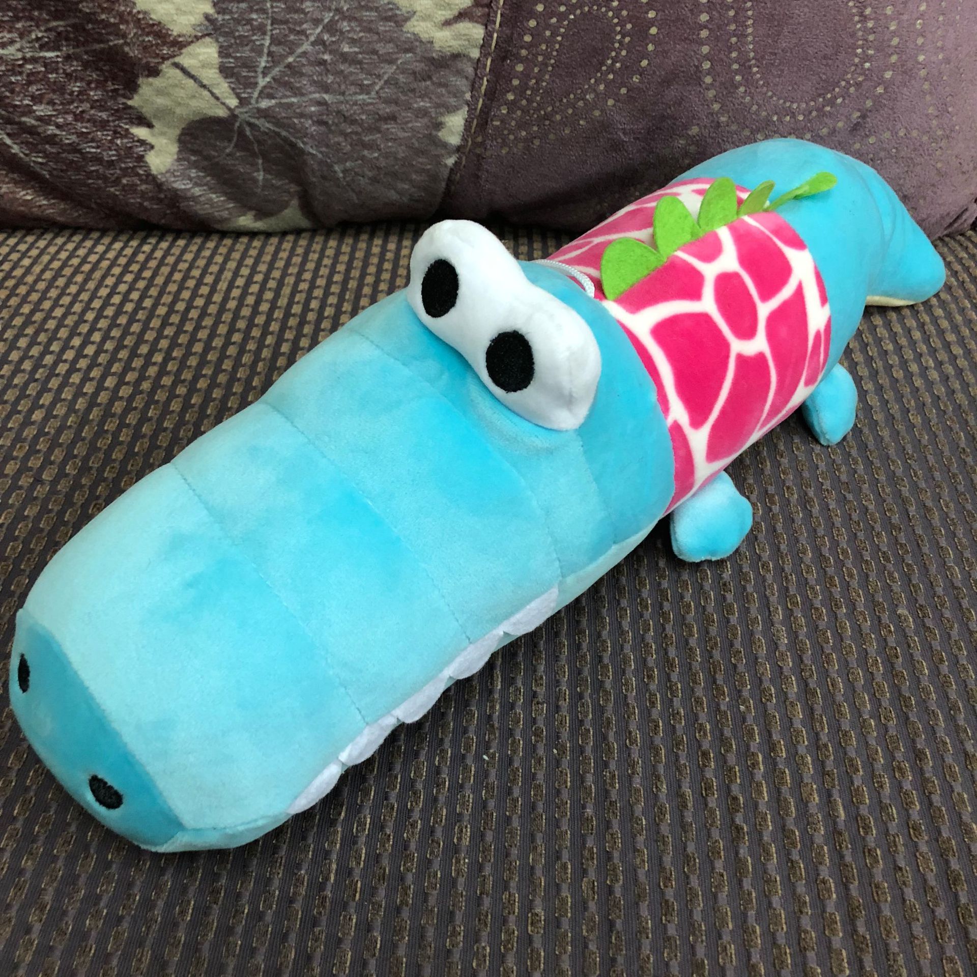 专业定制 鳄鱼毛绒玩具公仔玩偶抱枕 布偶