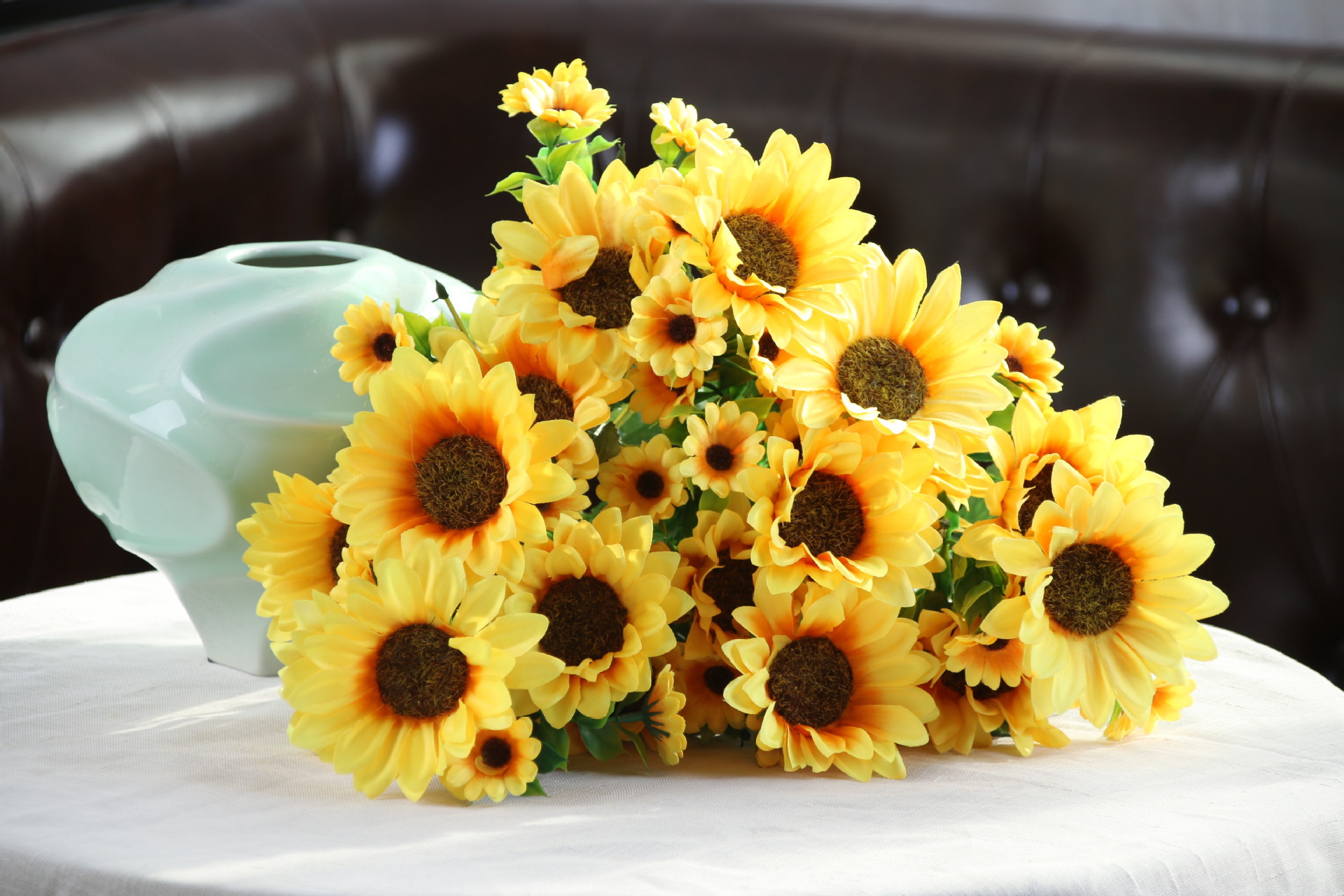 厂家直销仿真太阳花箱花墙插花软装装饰假花多头把束5叉向日葵