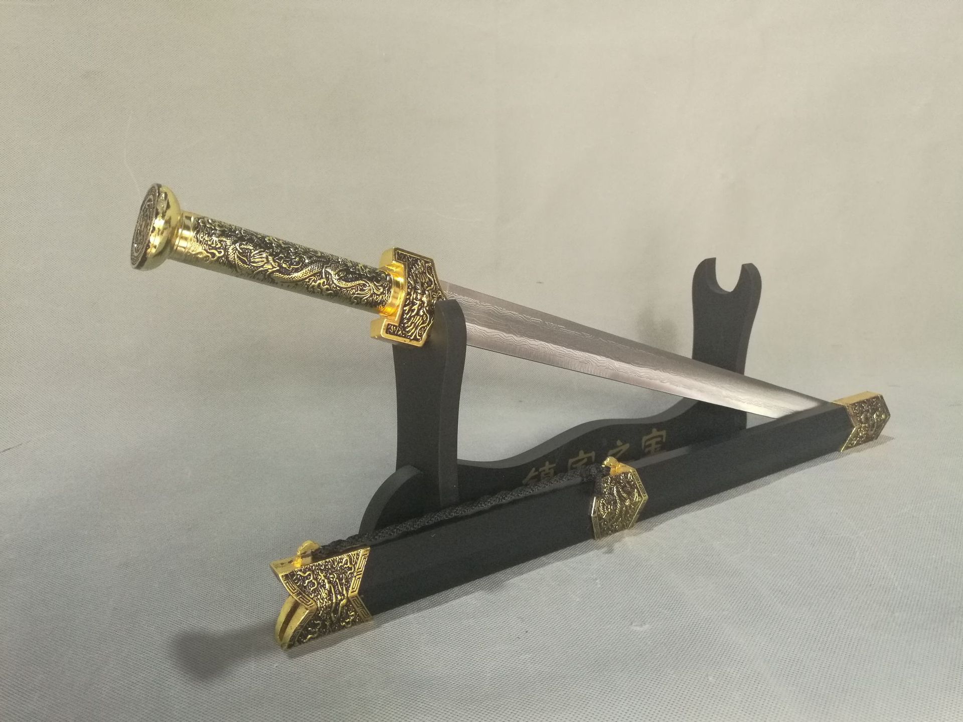 龙泉宝剑 小号龙头汉剑 hk-2724 不锈钢 压花抛光影视特价 未开刃