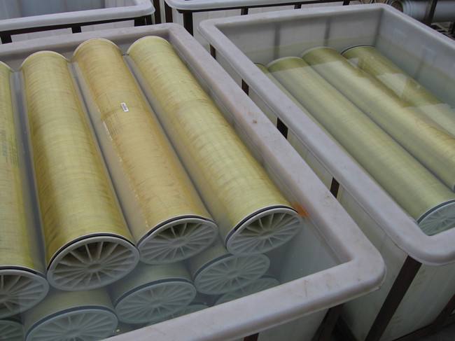 如何判断反渗透膜是否需要清洗及更换