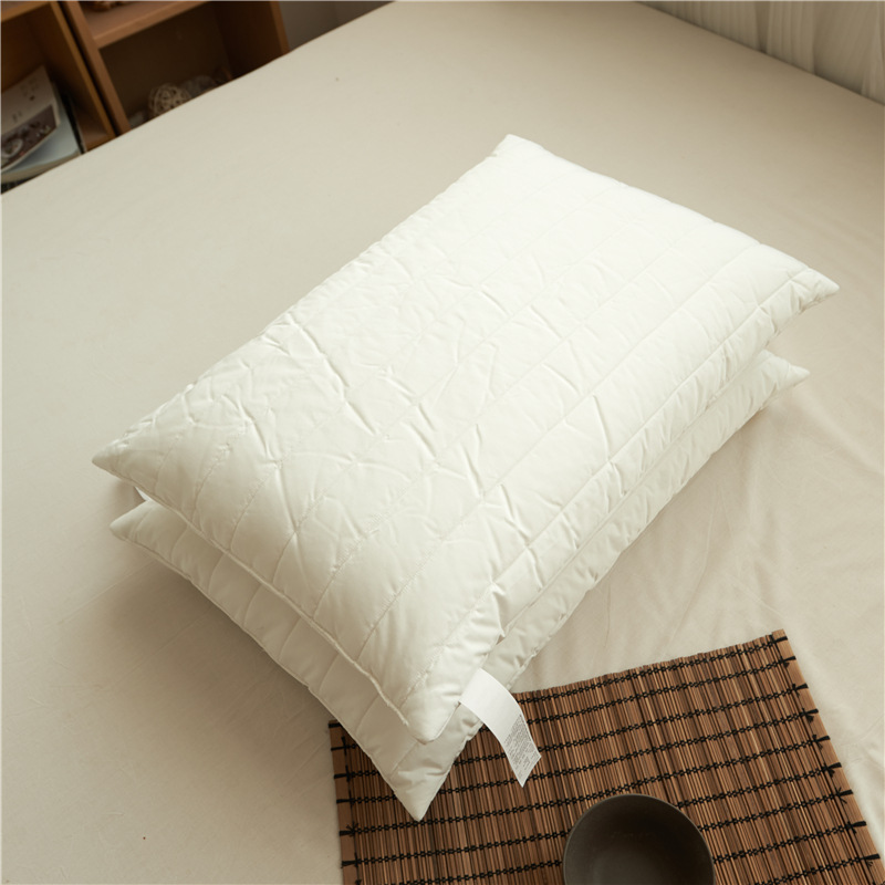 新品日式聚氨酯泡沫低反弹绗缝枕头慢回弹记忆棉枕护颈椎酒店枕芯