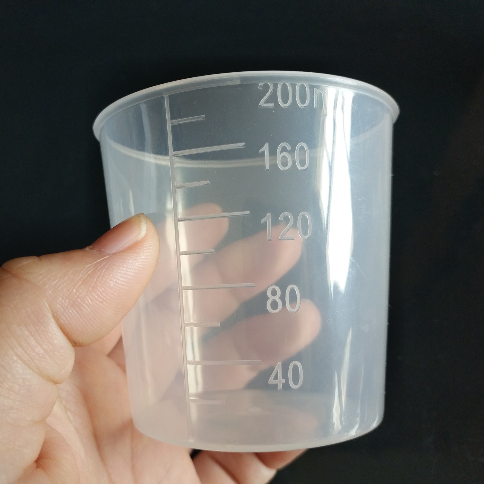 供应批发优质透明200ml塑料烧杯 带刻度pp量杯 厂家直销