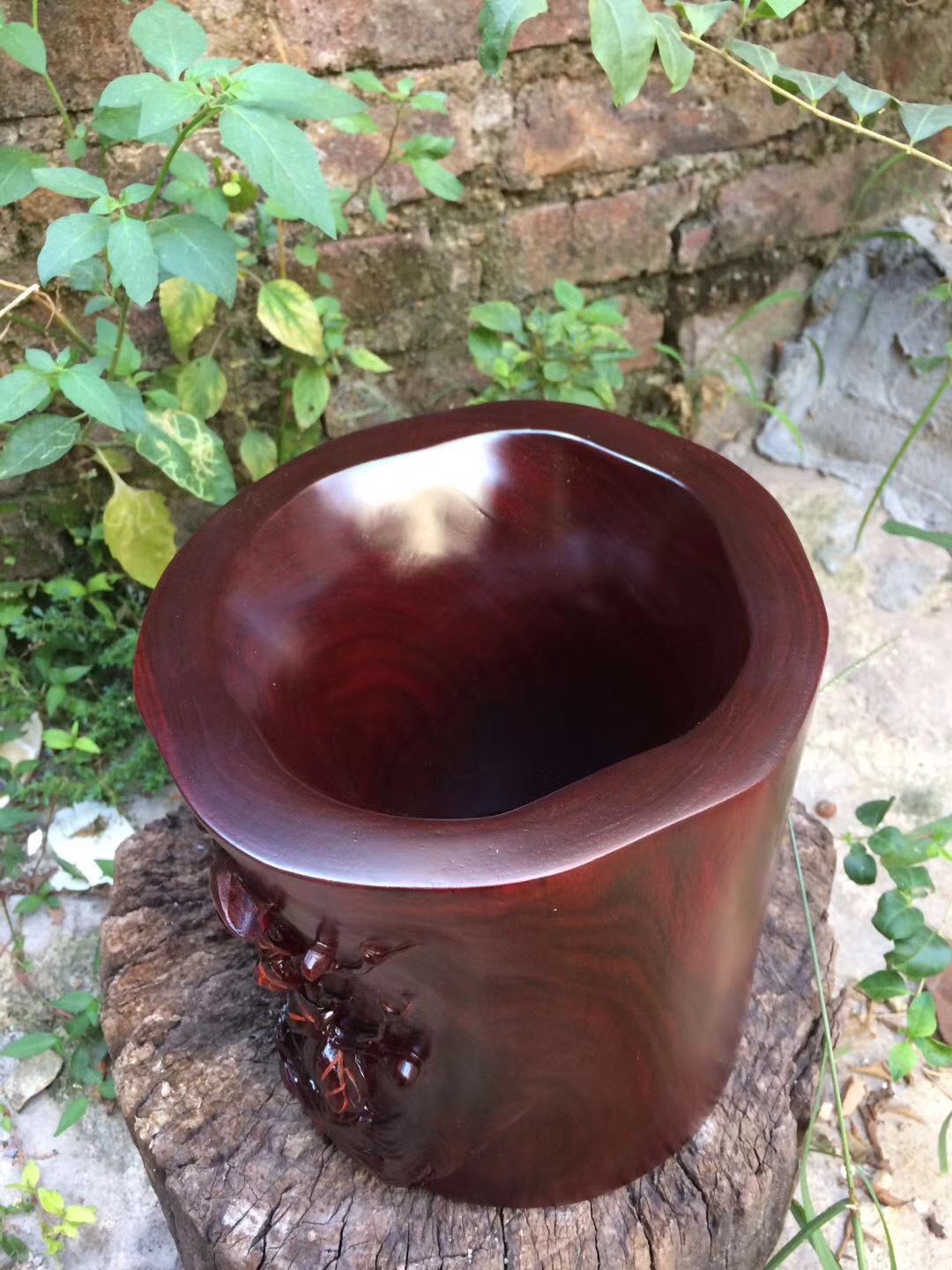 赞比亚血檀木质笔筒圆形 实木雕刻五雀图工艺品摆件 厂家直销