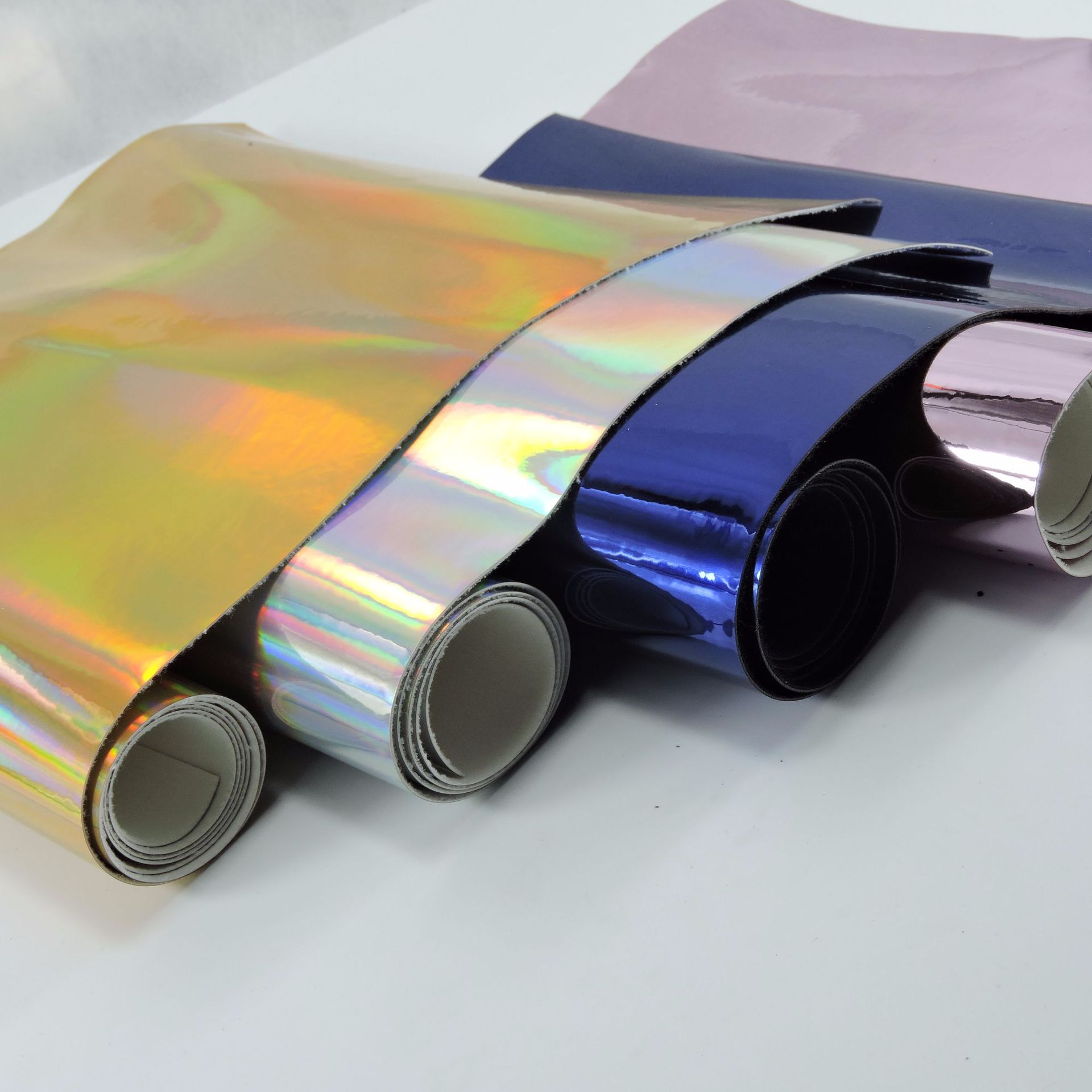 新款供应 镭射皮 镭射幻彩面料 镭射皮料 金属面料 镭射pu面料