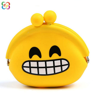 学院风镂空时尚包包