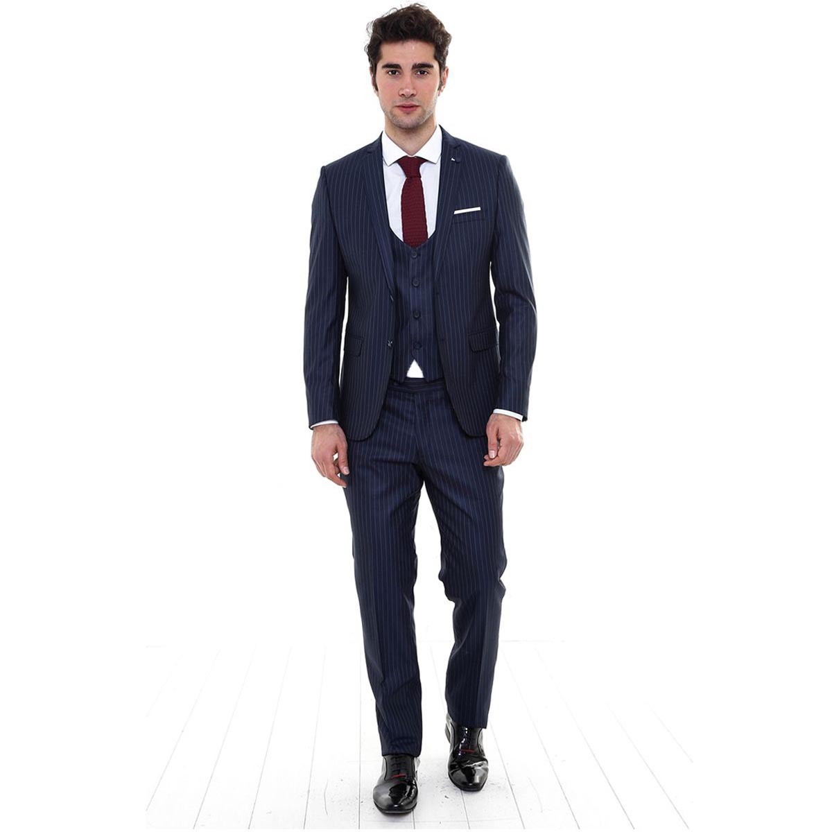 供应西装加工定做男士西服定制套装三件套时尚欧美热销款修身