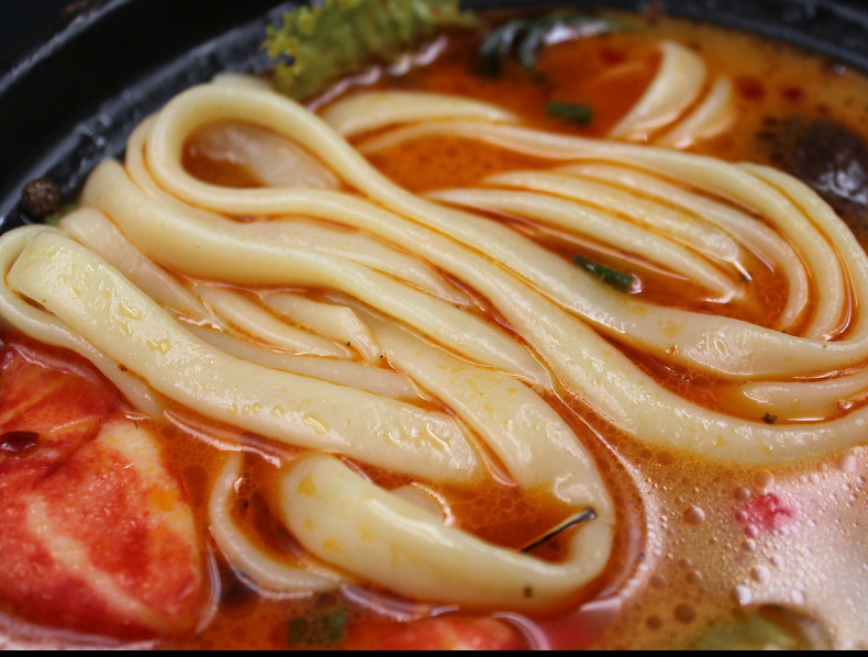 麻辣烫 带牛筋面的麻辣烫270g真空袋装东北特色小吃速食食品批发