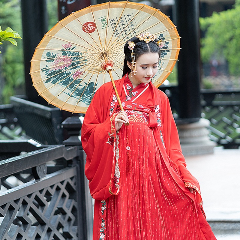 大货按此模特图效果,主图模特效果, 面料有出入,面料纹理不明显,大货