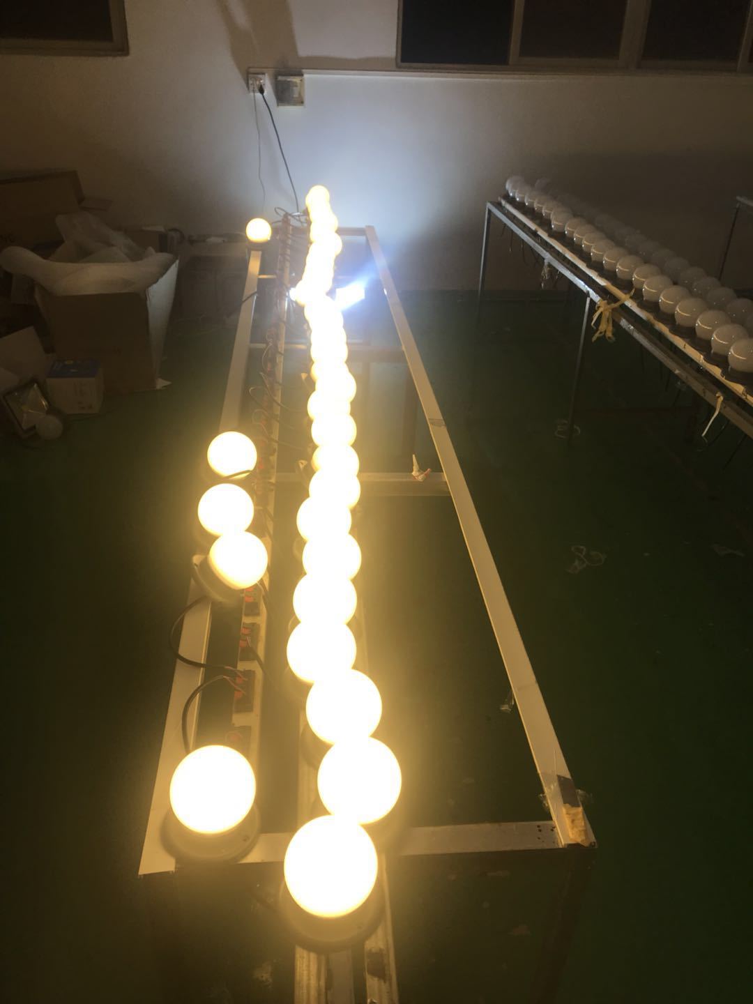 厂家led球泡点光源球泡灯户外防水跑马灯七彩跑马灯招牌字像素灯