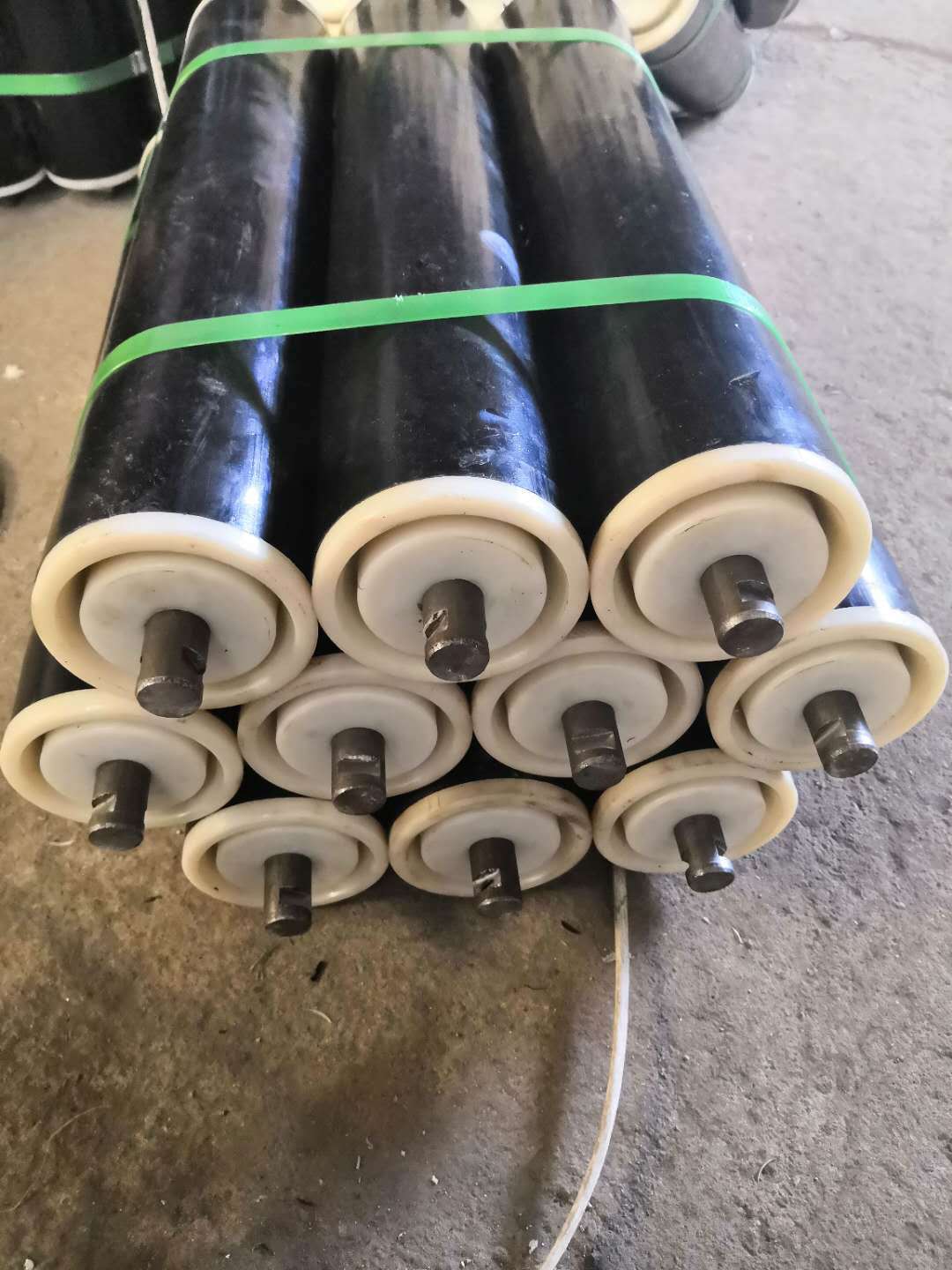 定制橡胶轴橡胶托辊 高分子托辊 输送机地滚 橡胶包铁件