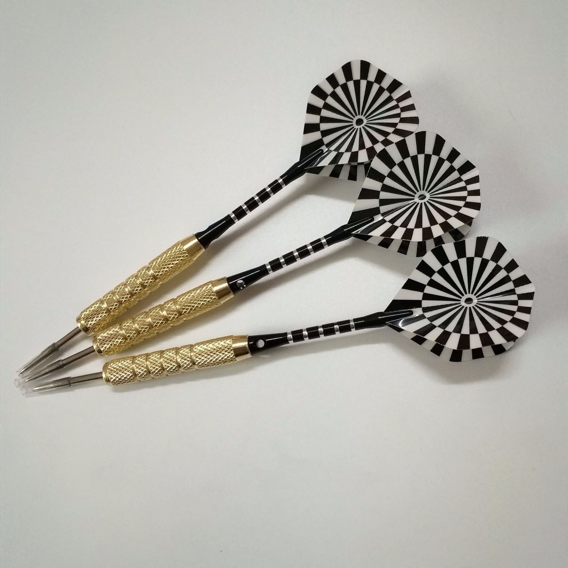 18g全金属飞镖针专业飞镖精品飞镖针抗摔飞镖针多款炫酷镖叶任选