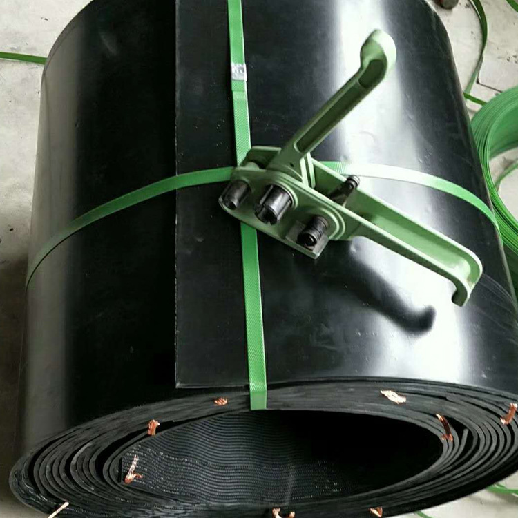 管道接口聚乙烯电热熔套 补口皮子热缩带胶带组合料