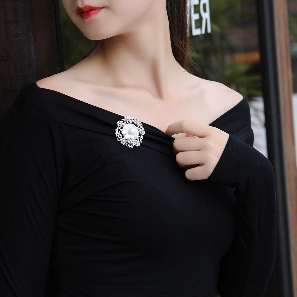 西凉妃子 天然贝壳珍珠胸针新款时尚气质花朵胸花针配饰 x1033