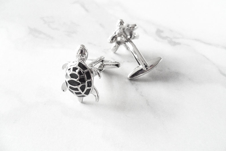 英博海龟珐琅滴油真空电镀男士法式袖扣动物袖钉玄武金色乌龟