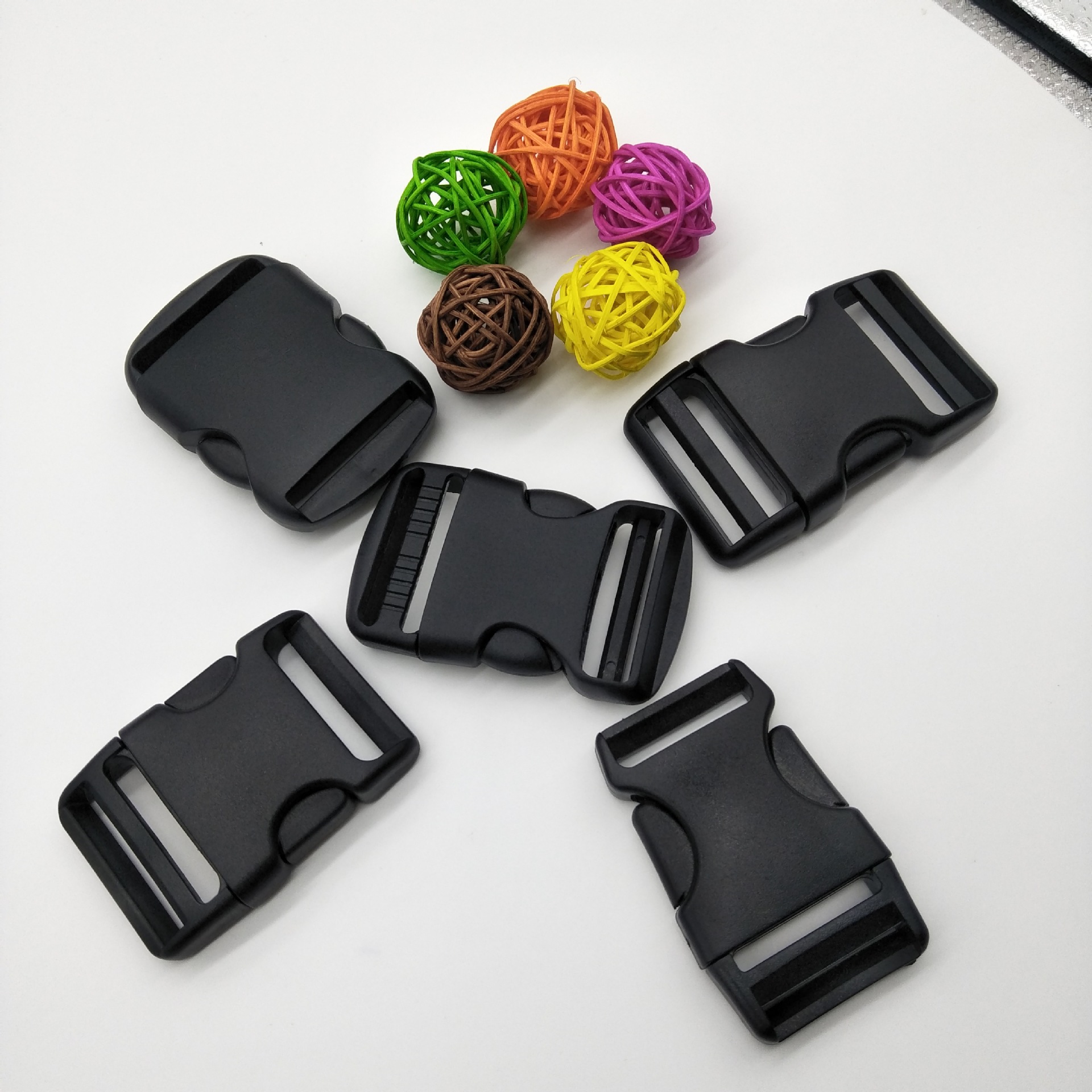 婴儿背带专用塑料扣具目扣梯扣三边插扣推车安全带插扣塑胶扣可订