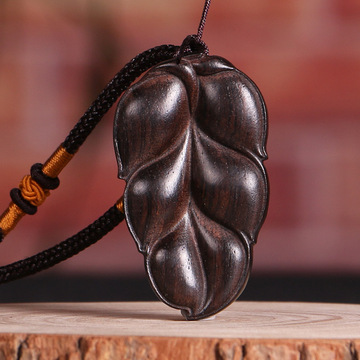 新款黑檀精雕树叶吊坠檀木质树叶挂件实木雕刻工艺品