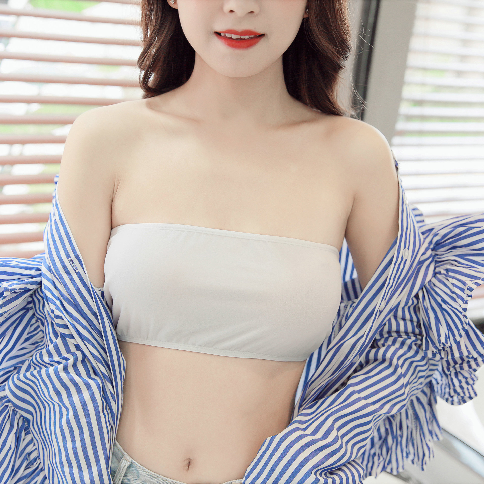 短款抹胸女士打底内衣夏季不带垫一片式学生少女无肩带文胸裹胸薄