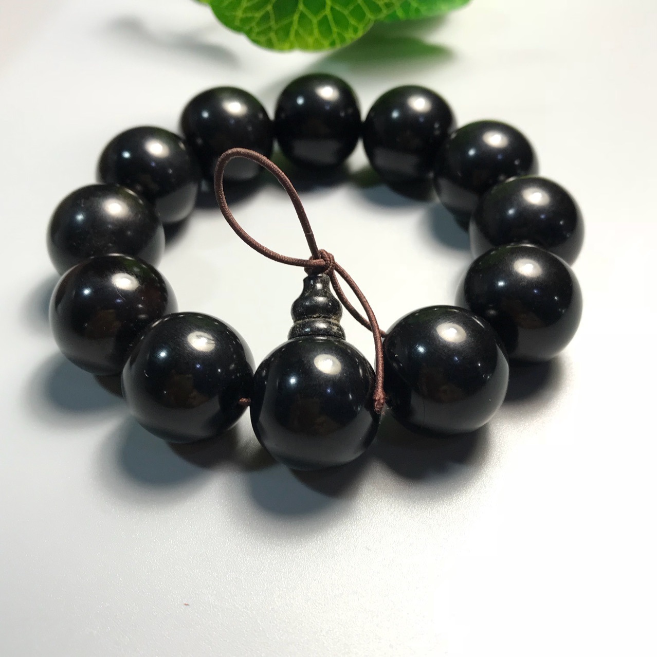 供应天然黑牛角手串男士牦牛角圆珠手链价格低货品好