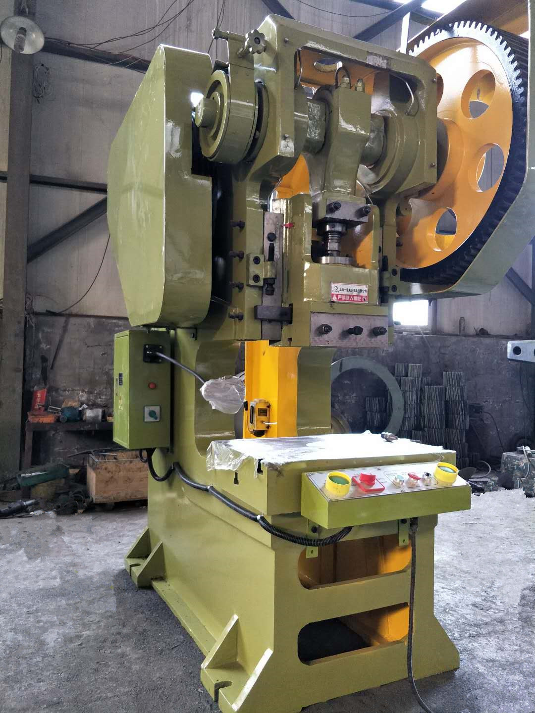 威强机床63t深喉600电动冲床机加重型冲压机冲孔机可定制售后无忧