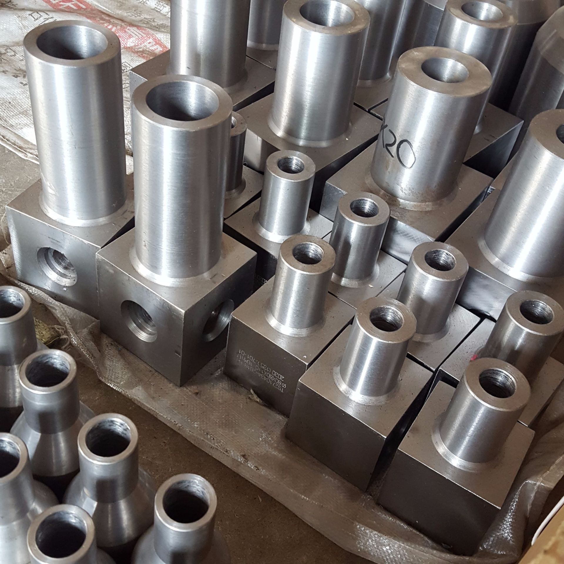 供应锻制承插螺纹管件 低压碳钢管件沧州管件可批发