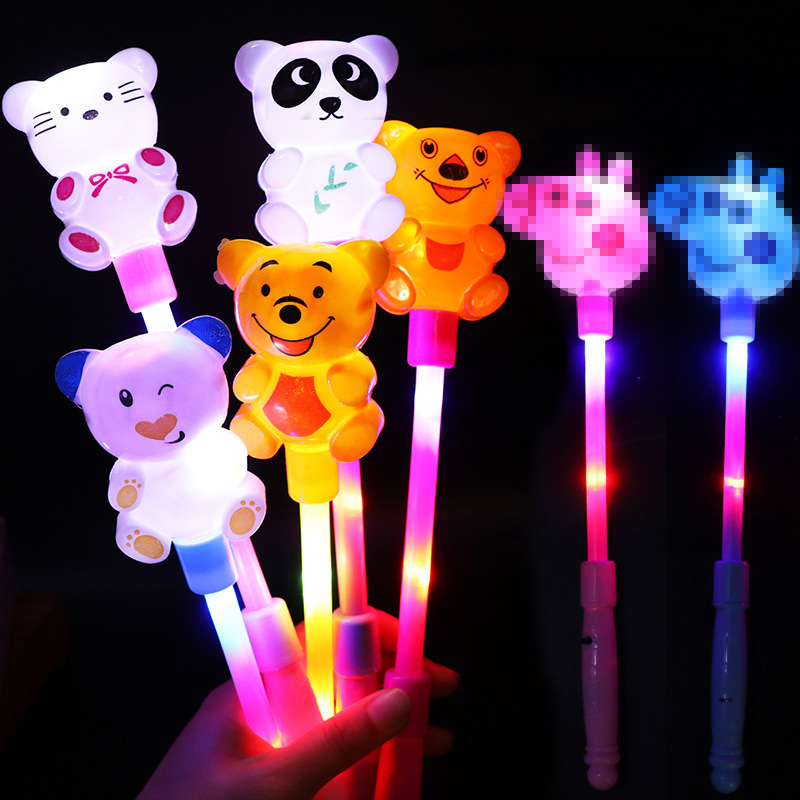 地摊热卖演唱会荧光棒 儿童卡通猪闪光棒厂家 led发光玩具批发