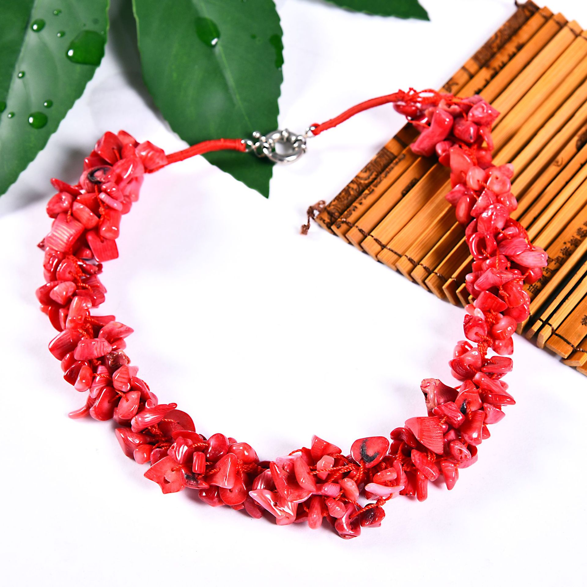 [意贝]时尚精美染色海竹珊瑚项链批发 海竹染色珊瑚碎石项链