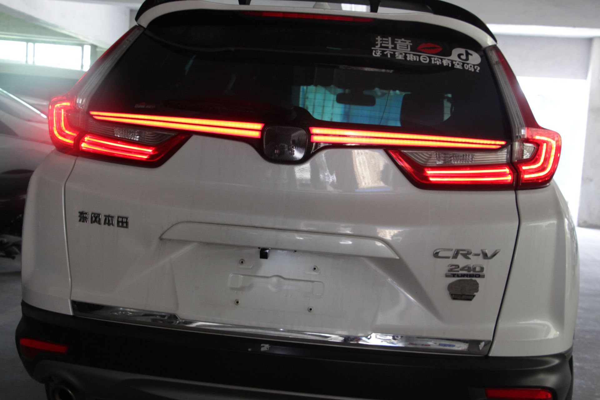 适用于17-18款本田crv 最新led贯穿式灯 改装专用尾灯本田crv