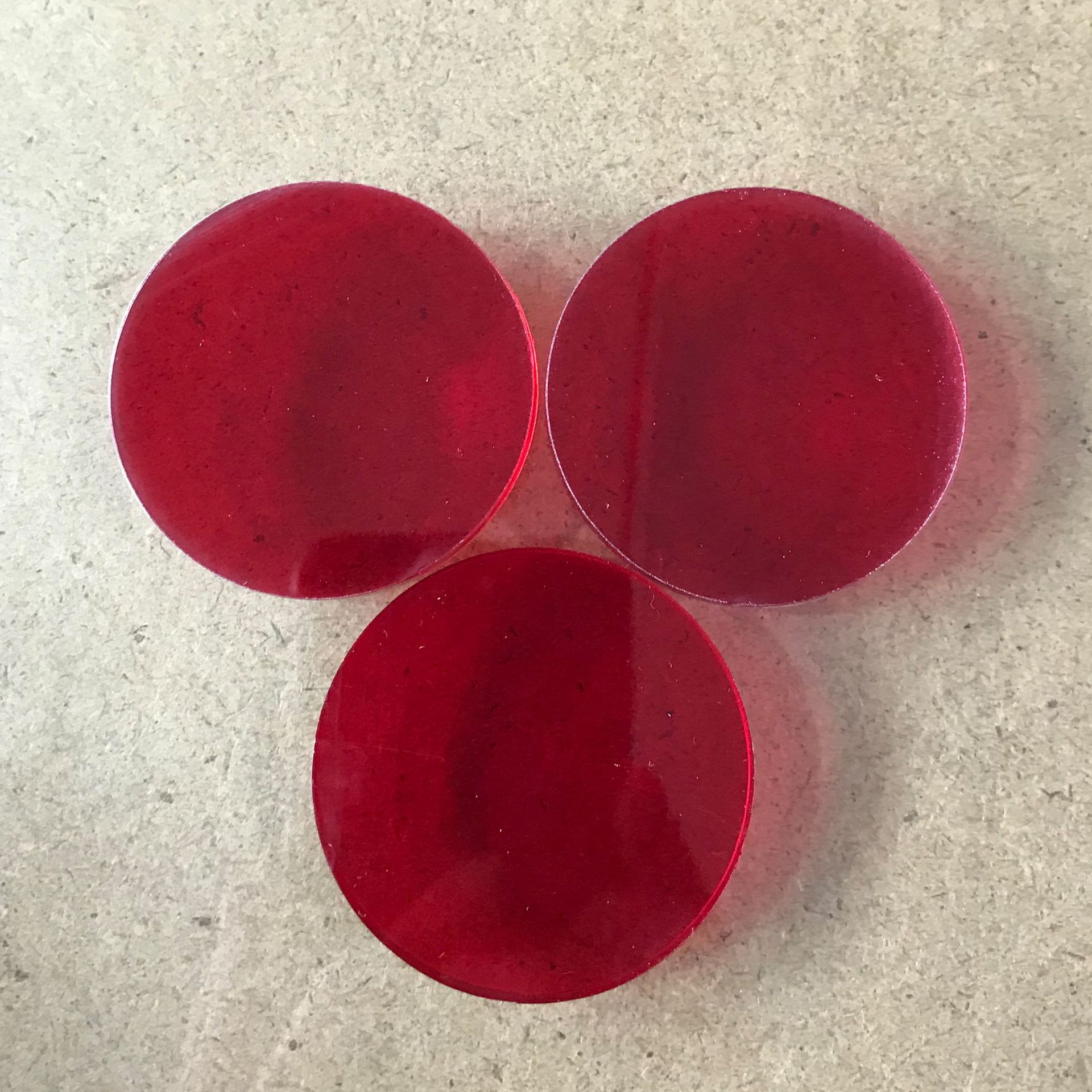 4mm半透明红色亚克力片 透明红有机玻璃激光切割 pmma片cnc雕刻