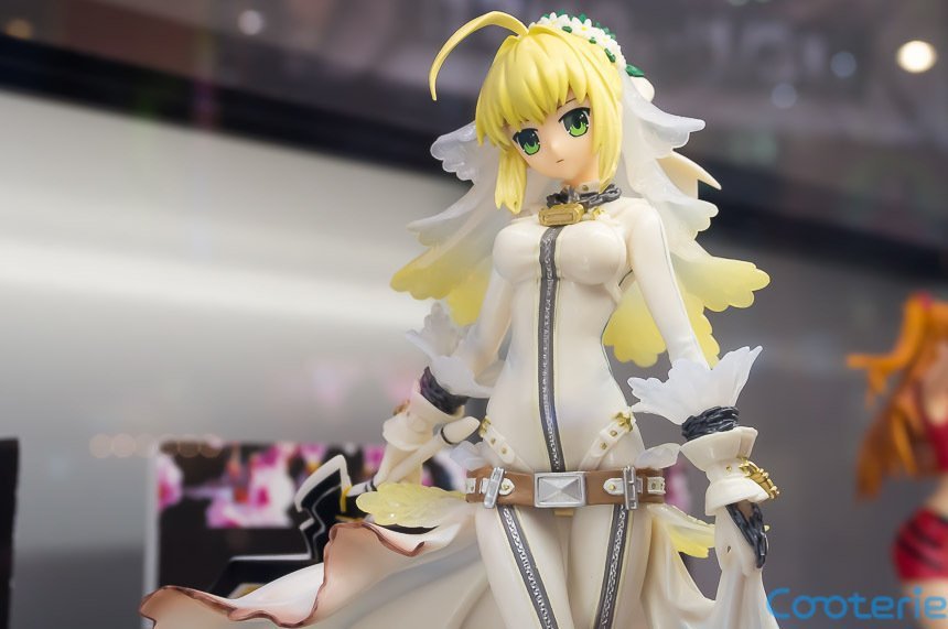 命运之夜 fate extra saber 尼禄2代婚纱塞巴 景品盒装公仔手办